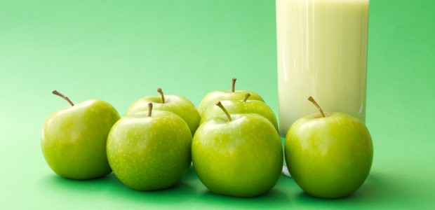 Compota de manzana y yogurt para las nauseas