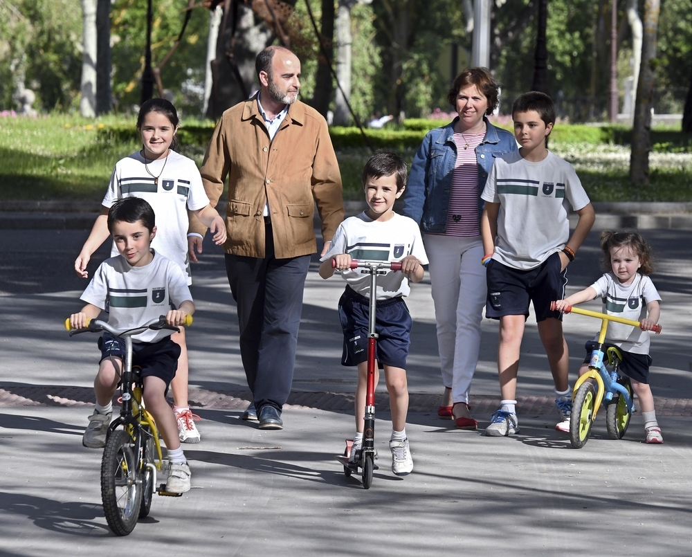 Qué es una familia numerosa 2 ¿Cuáles son los beneficios?