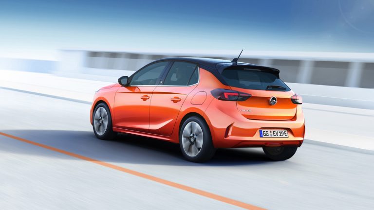 Opel Corsa, Peugeot 2008 y Renault Captur, entre los modelos más vendidos en Europa
