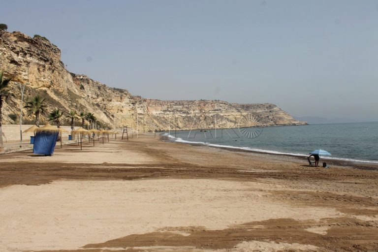 Llega a Melilla una patera con 33 migrantes, 4 menores y una embarazada