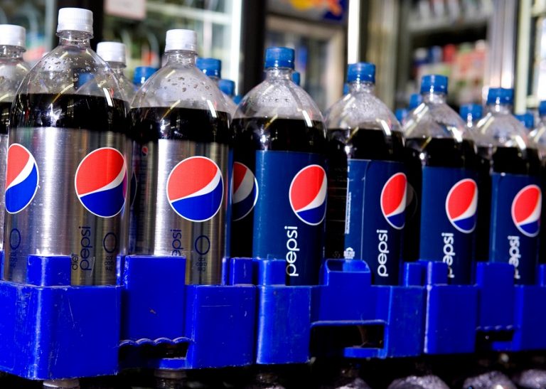 Las botellas de Pepsi serán 100% de plástico reciclado en España en 2021