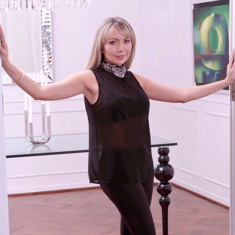 La actriz Pilar Castro presentará la gala de los próximos Premios Feroz