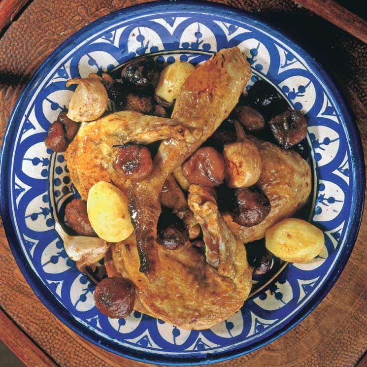 Pollo con castañas tradicional 