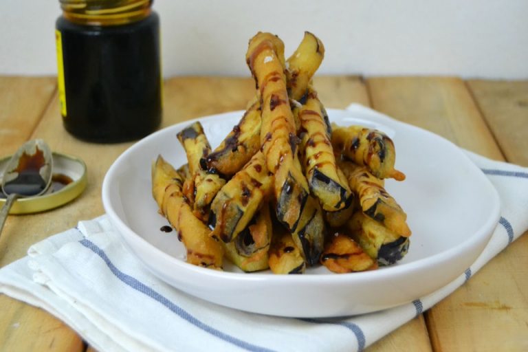 Cómo hacer unas berenjenas fritas con miel que salgan crujientes