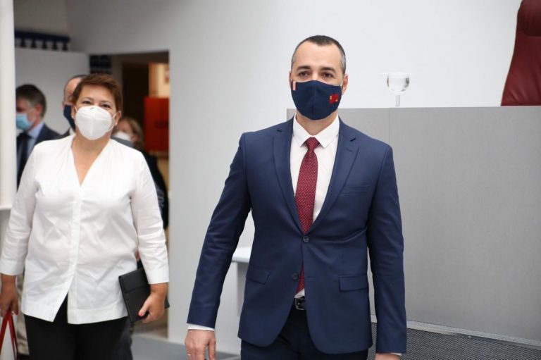 PP murciano acusa al Gobierno de no destinar 