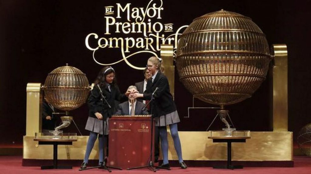 Así puedes participar en la Lotería de Navidad de Amazon