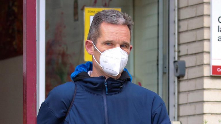 Prisiones flexibiliza el segundo grado de Urdangarin, no volverá a  Brieva