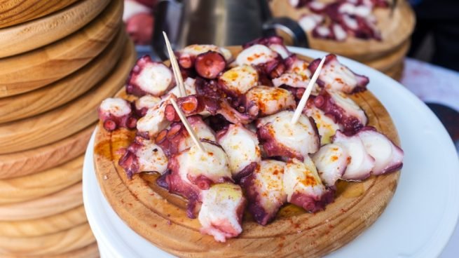 Patas de pulpo con aceite picante