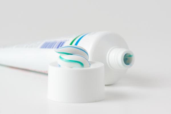 Pasta de dientes para pulir