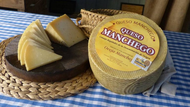 Queso manchego: las claves para distinguir uno auténtico de uno falso