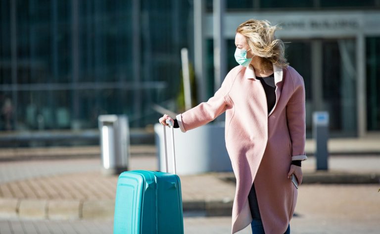 La llegada de turistas internacionales se hunde 90,2% en noviembre