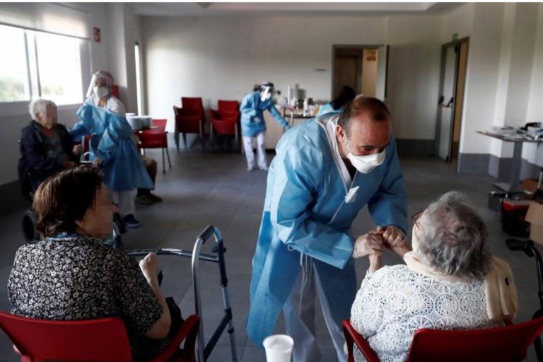 El Ministerio de Derechos Sociales propone realizar auditorías sobre la pandemia en residencias