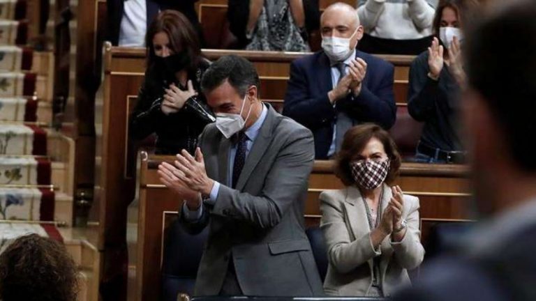 Sánchez garantiza que la vacunación será 