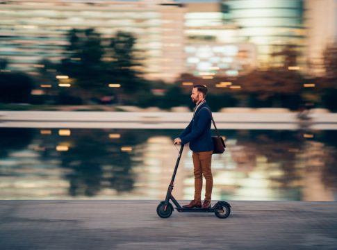 sistema de seguridad de patinete electrico patinete choca