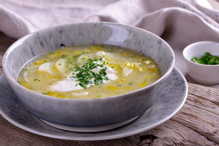 Cómo hacer una sopa de puerros con jengibre