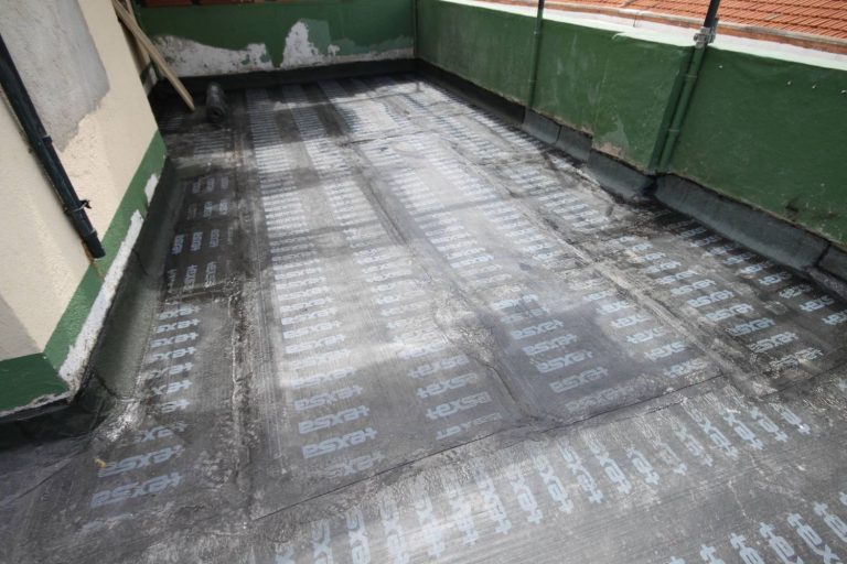 Cómo colocar la tela asfáltica