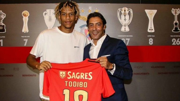 El Benfica destroza a una de las joyas de la cantera del Barcelona