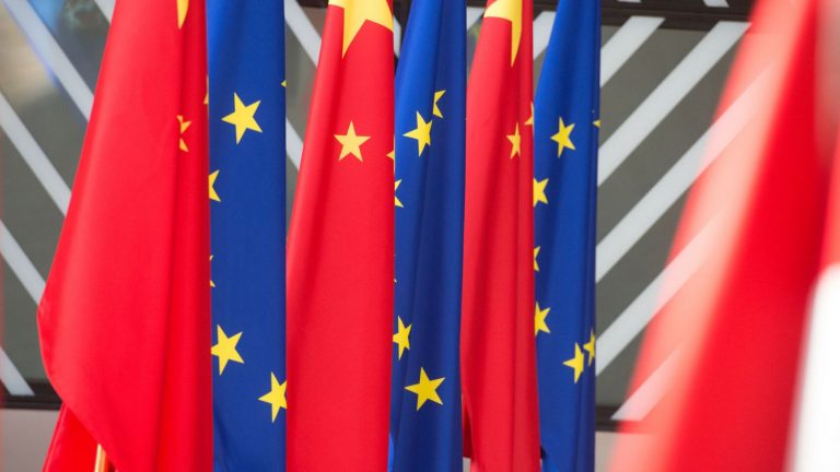 China defiende el multilateralismo y la cooperación para resolver problemas globales