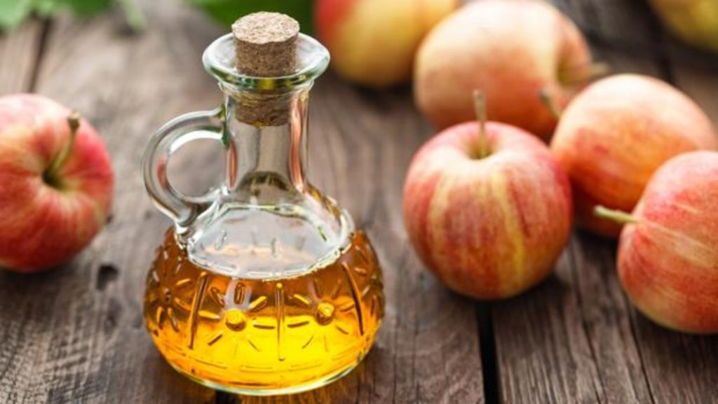 El truco con el que no volverás a llorar nunca más al pelar cebolla 111 vinagre