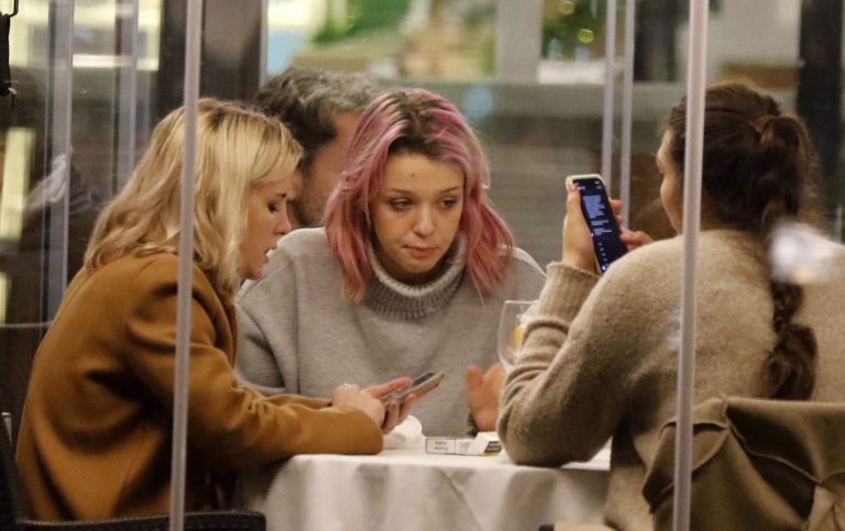 Zayra, hija de Guti, se disculpa tras su multitudinaria fiesta de cumpleaños