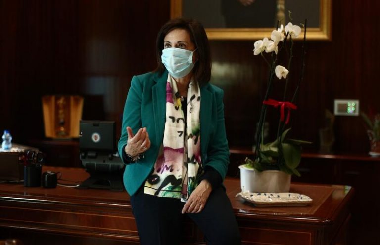 Robles, sobre la españolidad de Ceuta y Melilla: 