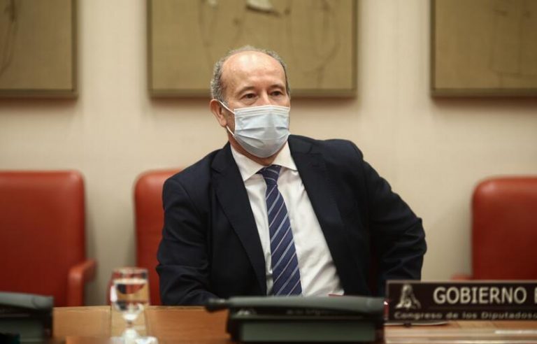 Campo avisa al Govern que la ley electoral no prevé la suspensión de comicios