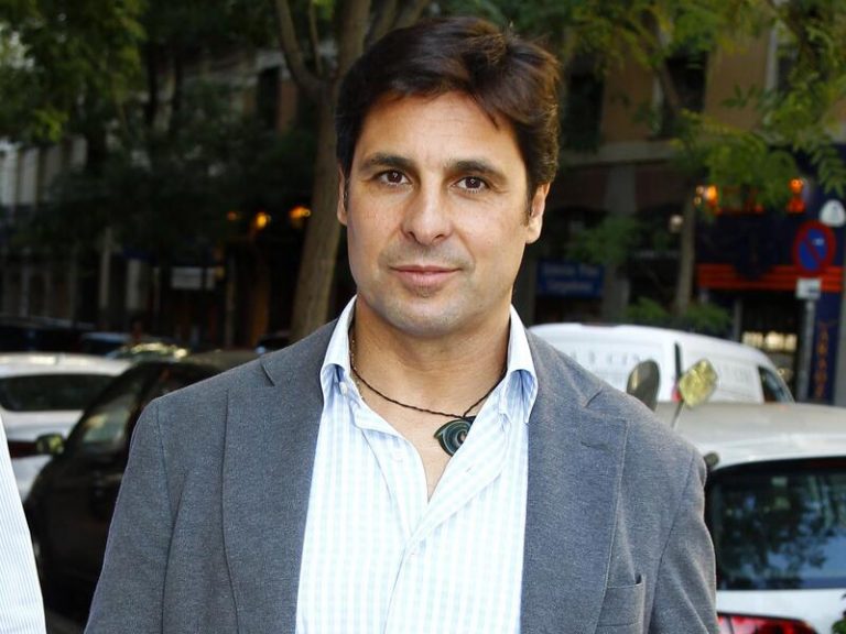 Francisco Rivera se despide emocionado de su tío 