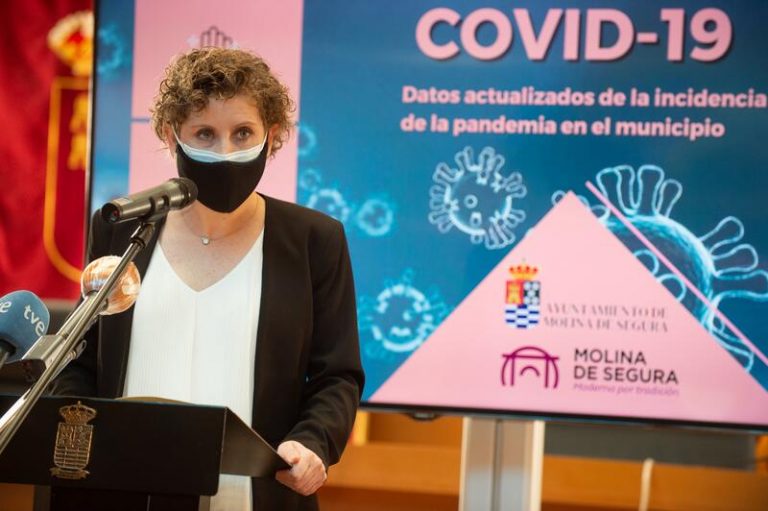 La alcaldesa de Molina de Segura (Murcia) presenta su dimisión por vacunarse de la Covid