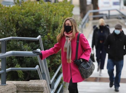 La funcionaria que modificó las notas de Cifuentes declara que estaba autorizada La funcionaria que modificó las notas de Cifuentes declara que estaba autorizada