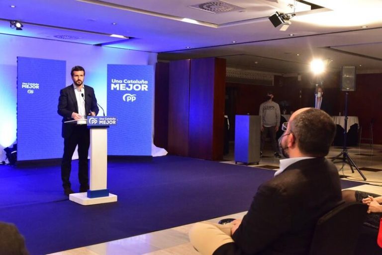 Casado dice que el PP llevará a la JEC las tomas de posesión de Iceta y Darias