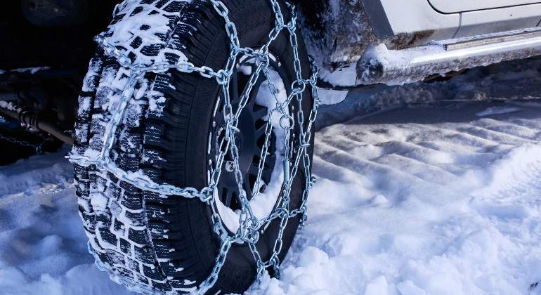 Acondiciona tu coche para manejar sobre hielo
