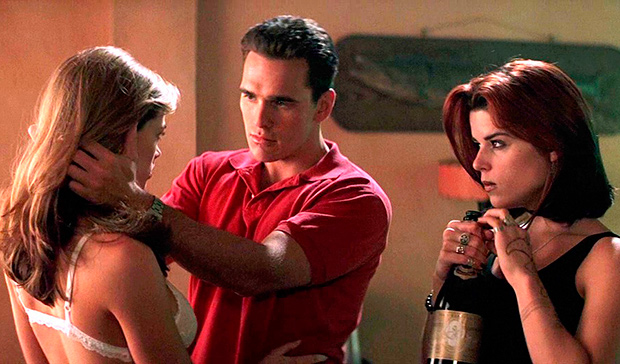 Neve Campbell, Denise Richards y Matt Dillon en Juegos salvajes