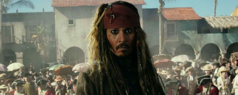 Johnny Depp en Piratas del Caribe: La venganza de Salazar