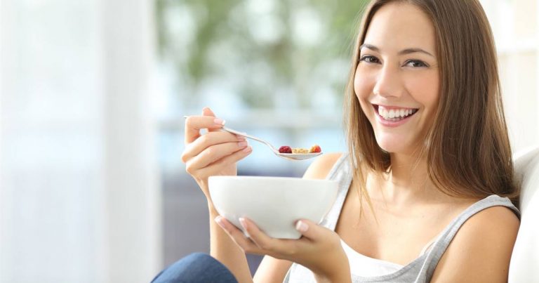 Alimentos que combaten el estrés y te dejarán tan relajado como un masaje