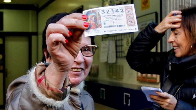 'El Niño' deja 375.000 euros en Almería con un décimo del primer premio