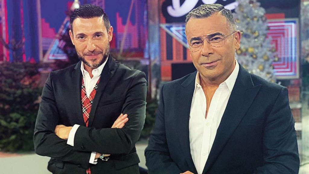 Sálvame: las afiladas pullas que Jorge Javier Vázquez le ha lanzado a los famosos 128 "Tiene el síndrome de estar demasiado arriba" dijo Antonio David Sálvame
