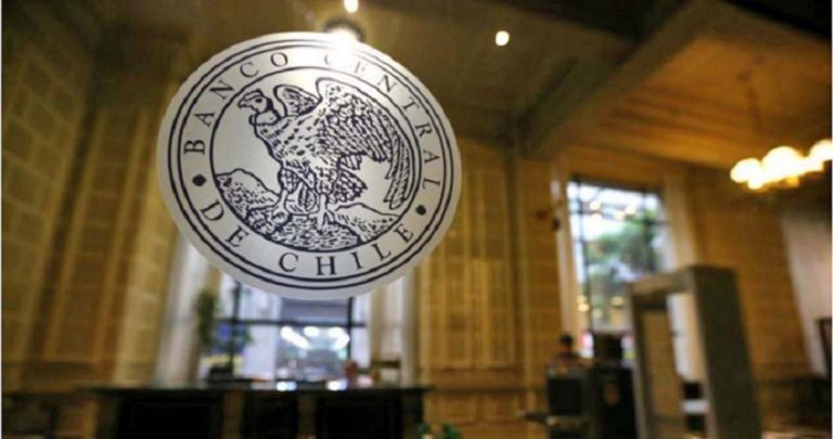 El Banco Central de Chile anuncia la compra de divisas por 9.860 millones