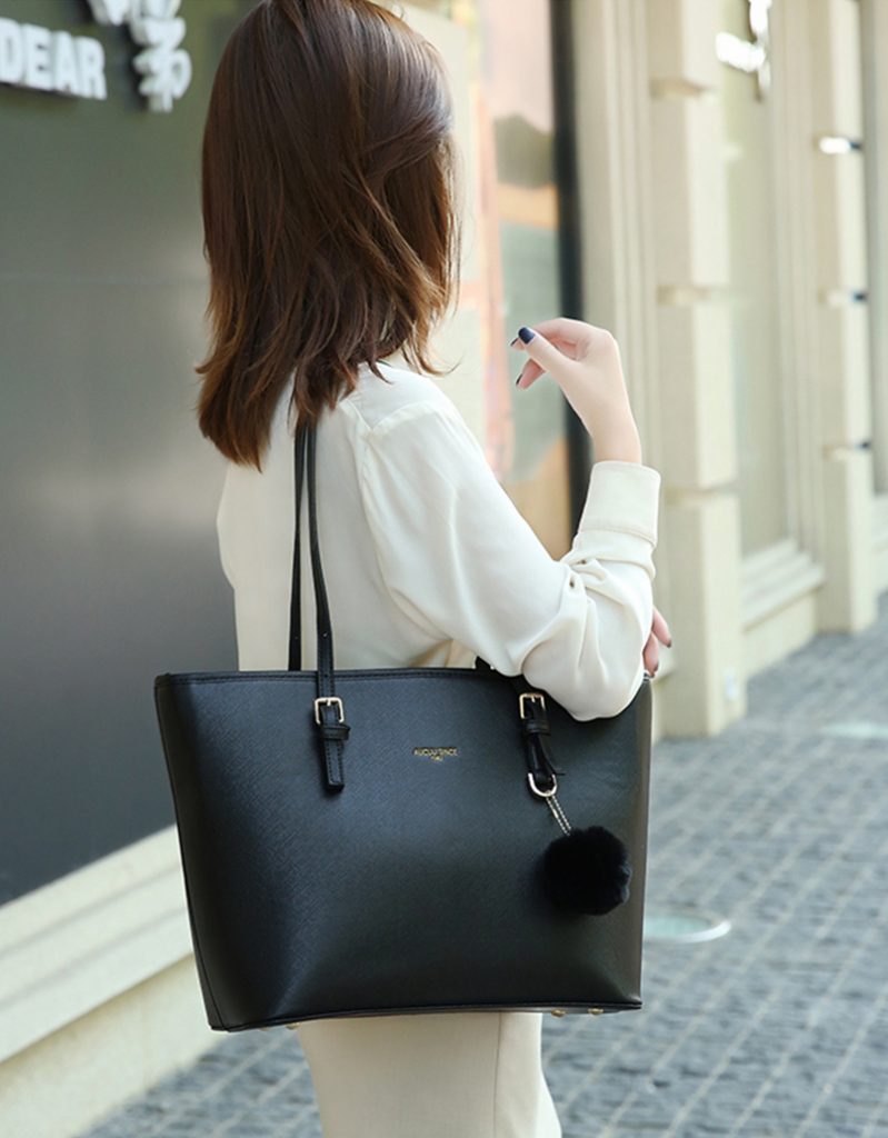 Bolso grande de mano informal