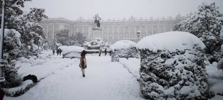 Las empresas no pueden sancionar a los trabajadores que falten a su puesto por la borrasca