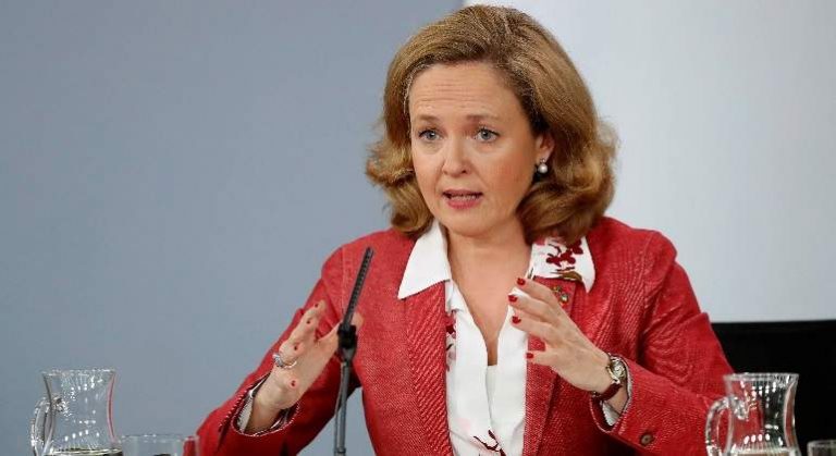 Calviño: “Ningún analista esperaba crecimiento en cuarto trimestre”, y el PIB crecerá un 7% en 2021