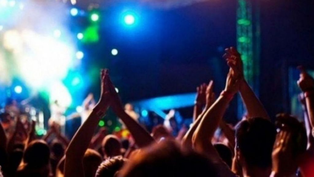 Cómo organizar una rave 2 Organizar fiesta rave