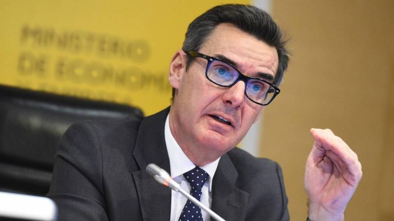 El Tesoro reduce en 10.000 millones su previsión de emisión neta de deuda en 2021