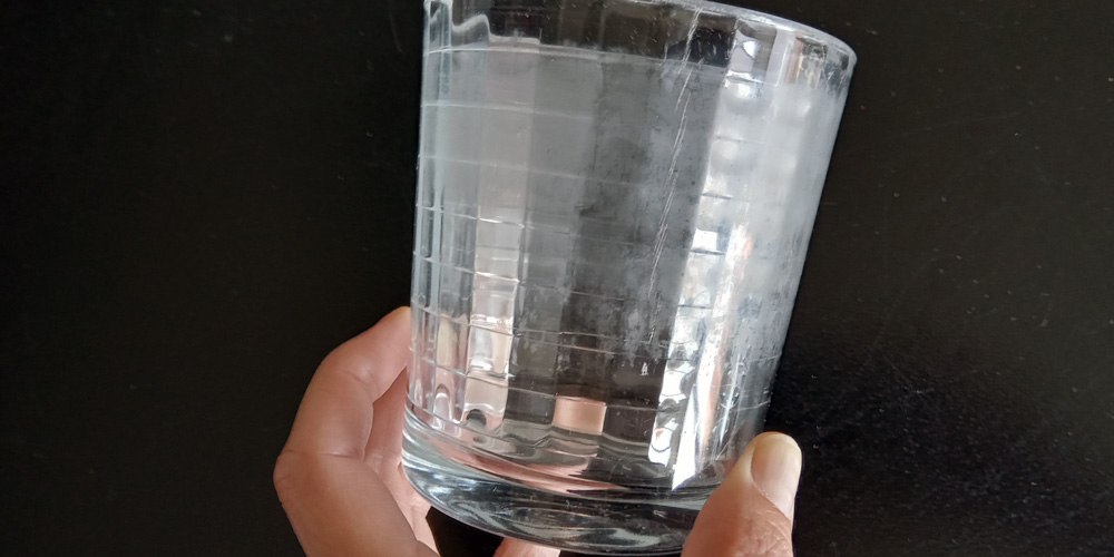 Causa de la opacidad de los vasos