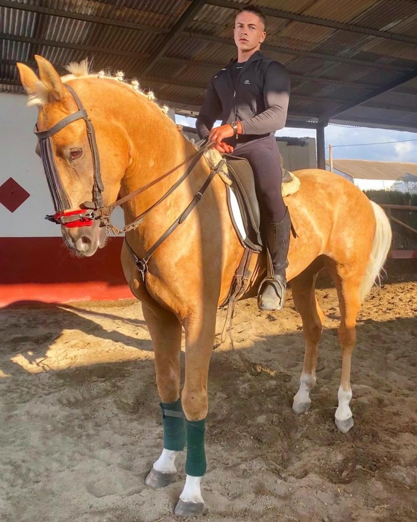 Y solo tiene 24 años: la vida de lujo y glamour que lleva Christopher Mateo (Supervivientes)