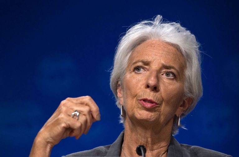 Lagarde alerta de riesgos 