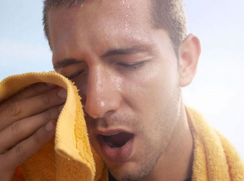 Cómo controlar el exceso de sudor Cómo controlar el exceso de sudor