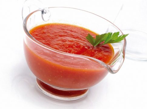 Cómo hacer salsa de tomate con la receta de Karlos Arguiñano Cómo hacer salsa de tomate con la receta de Karlos Arguiñano