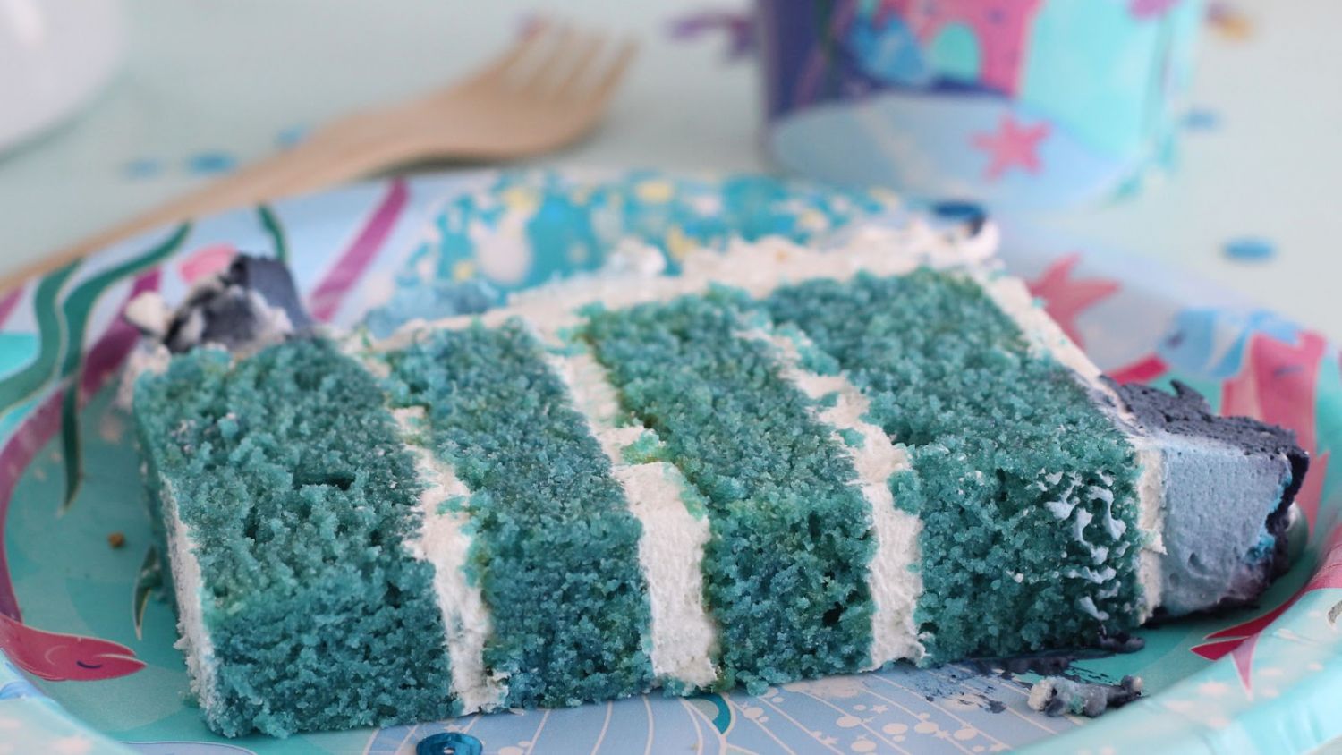 Cómo hacer un bizcocho esponjoso azul 1 Cómo hacer un bizcocho esponjoso azul