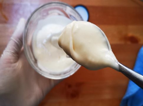 Cómo hacer una crema hidratante casera