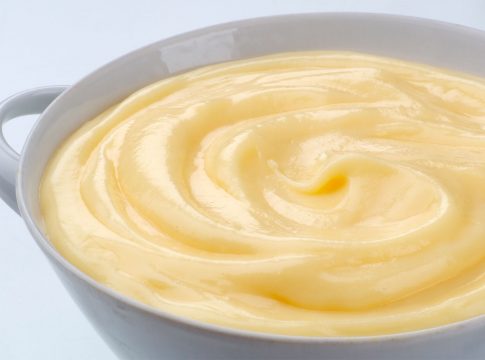 Cómo hacer una crema pastelera sencilla en menos de 15 minutos Cómo hacer una crema pastelera sencilla en menos de 15 minutos